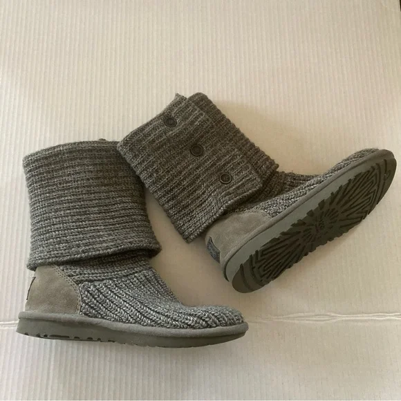 UGG Classic Cardy Boots Size 6 - Picture 3 of 11